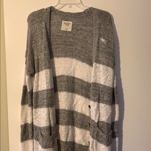 Abercrombie and Fitch grey and white cardigan